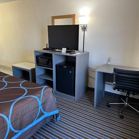Super 8 By Wyndham Columbia Clark Lane Hotell Exteriör bild