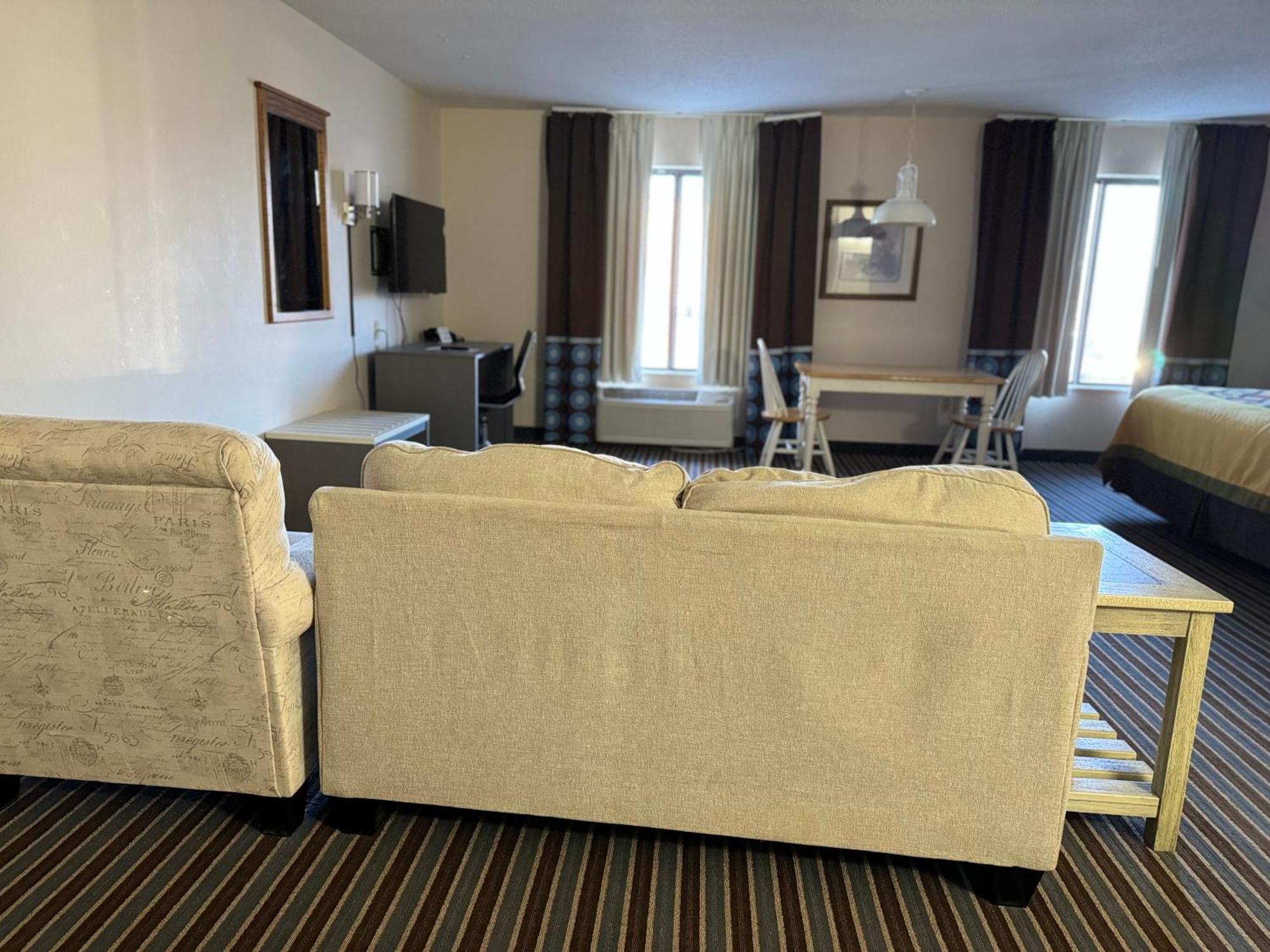 Super 8 By Wyndham Columbia Clark Lane Hotell Exteriör bild