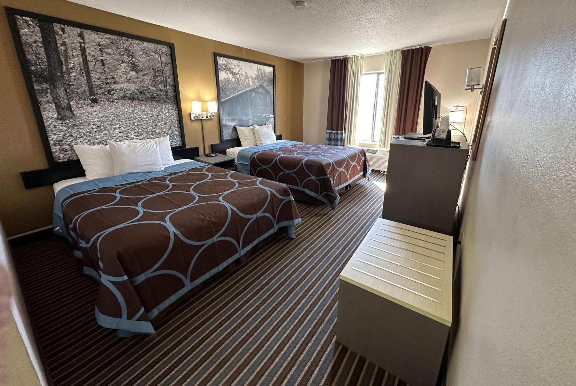 Super 8 By Wyndham Columbia Clark Lane Hotell Exteriör bild