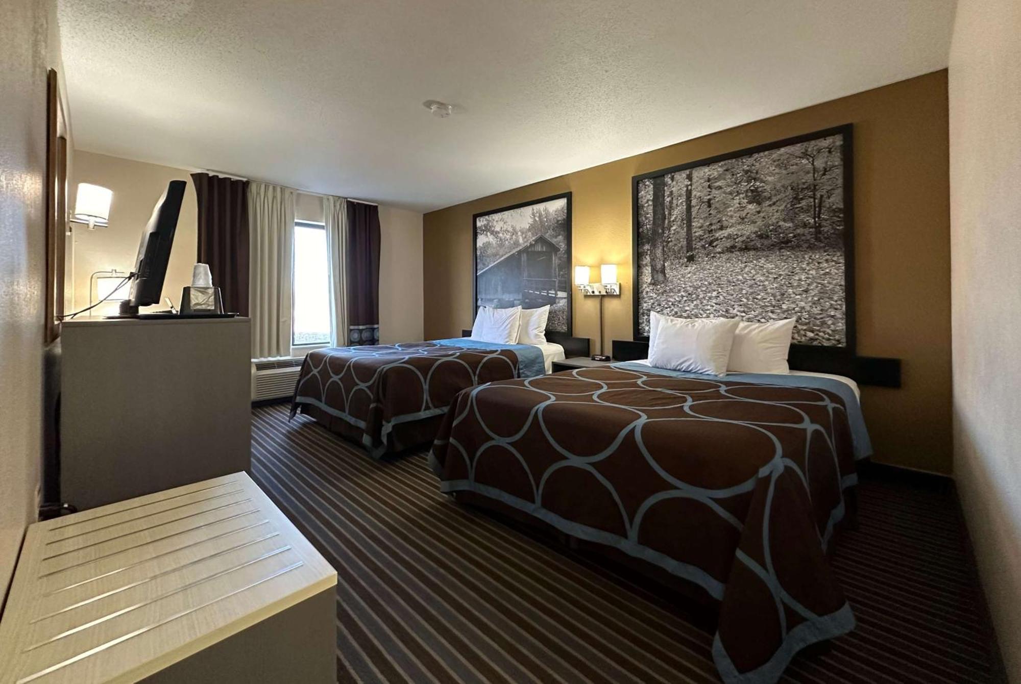 Super 8 By Wyndham Columbia Clark Lane Hotell Exteriör bild